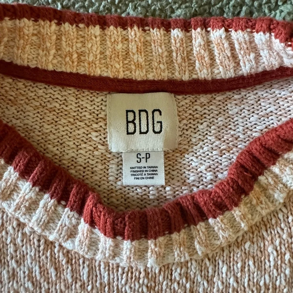 BDG Clark Oversized Cotton Sweater Small Cream Red Crewneck Streetwear